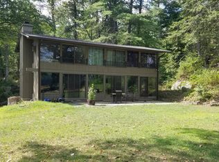30 W Sterling Lake Rd, Tuxedo Park, NY 10987