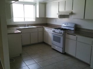 302 15th St #B, Huntington Beach, CA 92648