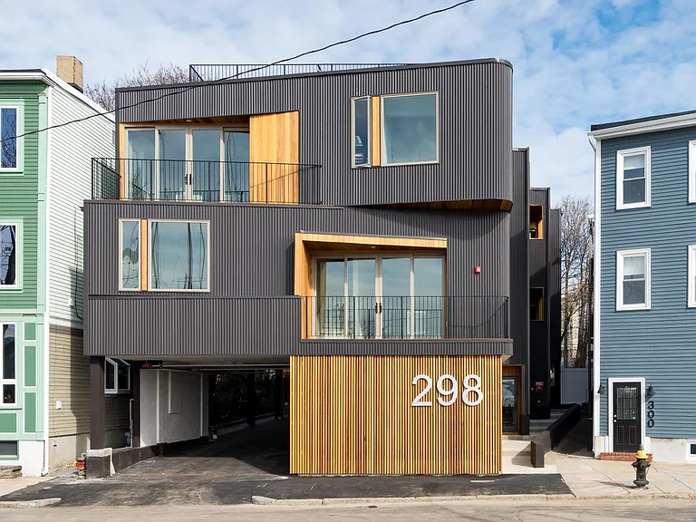 298 Marginal St #C — Photo 1