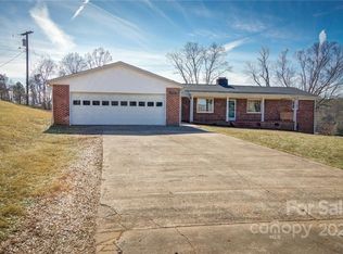 168 Whitson Hill Ln, Taylorsville, NC 28681