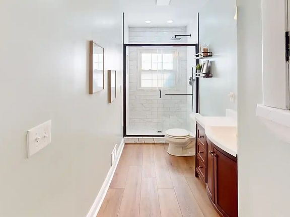 Full bathroom