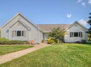 347 Golf Rd, Lapeer, MI 48446