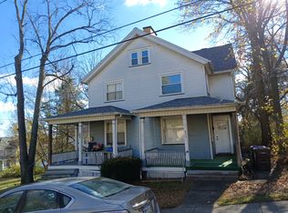 437 A St, Sharon, PA 16146