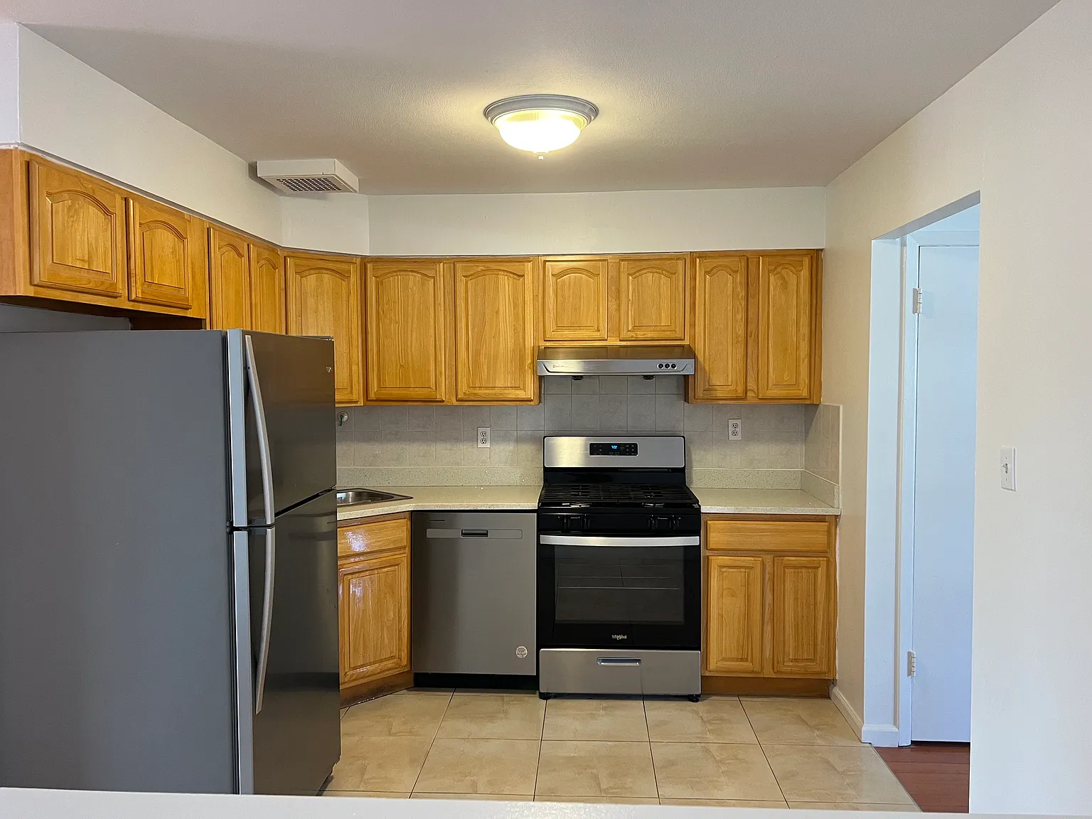 2 bed, 1.5 bath, $2,850 — Photo 4