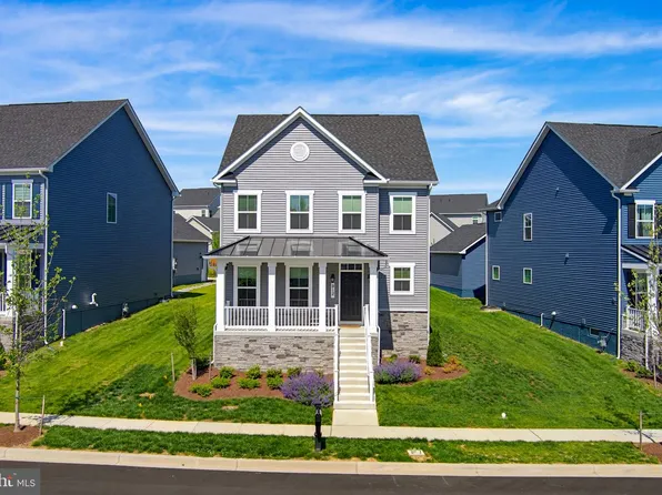 912 Clarendon Farm Ln, Brunswick, MD 21716