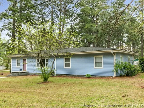650 McKay Dr, Spring Lake, NC 28390