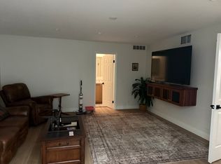 199 Wagon Wheel Rd, Palm Desert, CA 92211