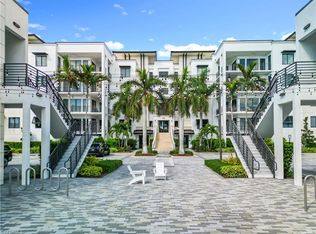 1125 Central Ave #462, Naples, FL 34102