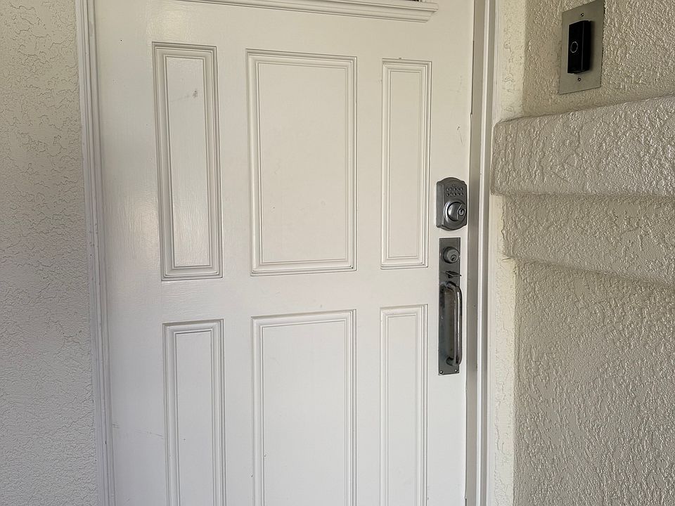 Ring camera at front door