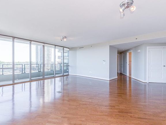 3rd image of 700 Park Regency Pl NE APT 1607