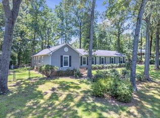 180 Winchester Dr, Roebuck, SC 29376