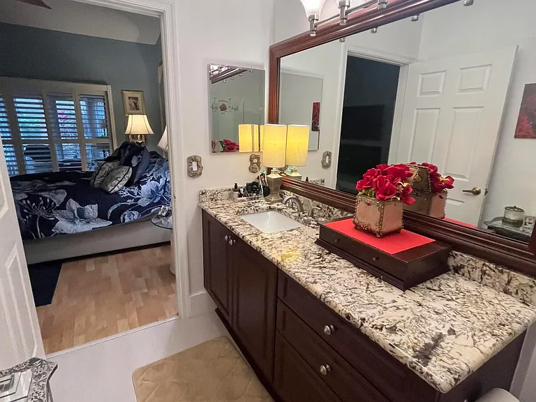 6108 Petunia Rd — Photo 33