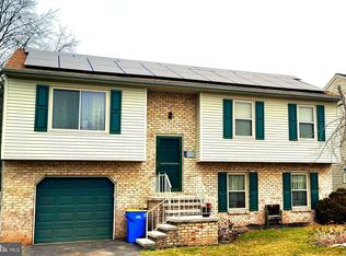 4135 Locust Point Ct, Dover, PA 17315