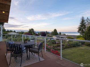 8151 E Seaview Drive, Port Orchard, WA 98366