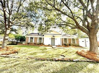 127 Firecrest Dr, Brandon, MS 39042