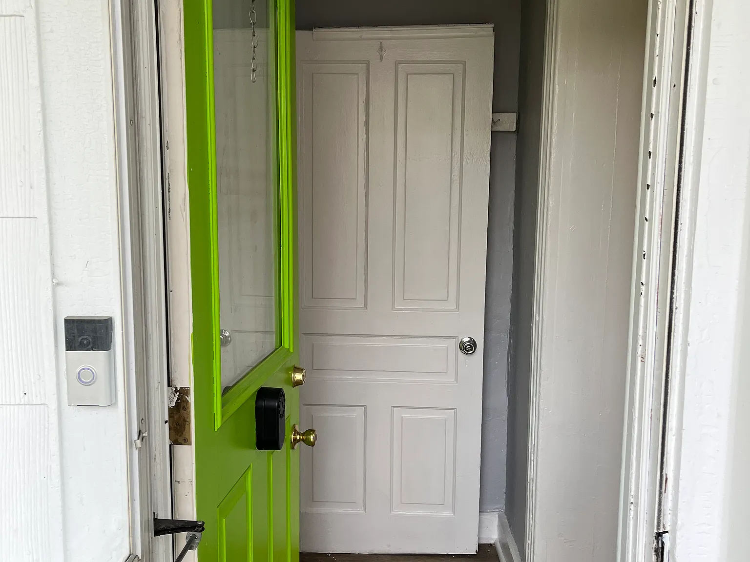 2 bed, 1077 sqft, $1,700 — Photo 4