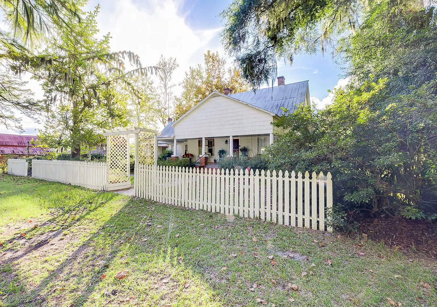 Experience Peaceful Country Living in Clyo, GA $2,200/Month! — Photo 2