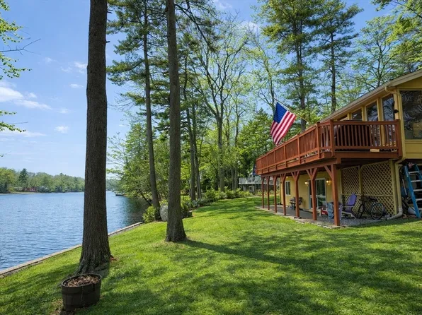 91 Bradford Ln, Center Barnstead, NH 03225