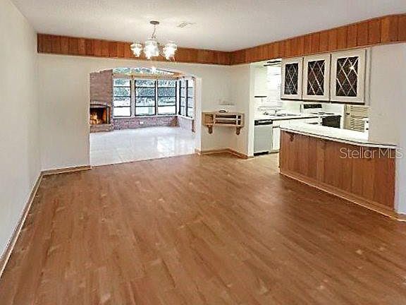 4th image of 6123 Dartmouth Dr