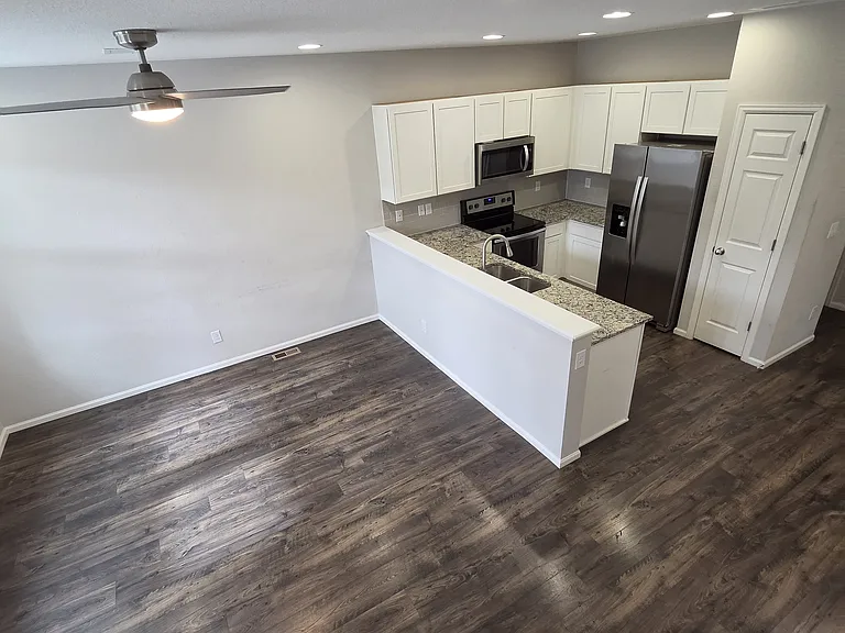 16091 E 47th Pl — Photo 25