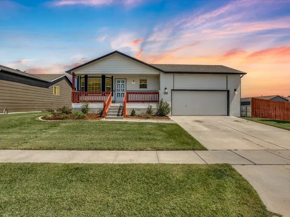 1522 N Thoroughbred St, Wichita, KS 67235