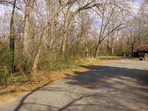 2nd image of Woodshire Dr