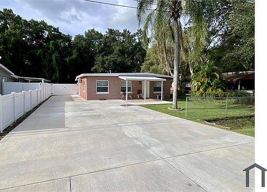 2nd image of 4001 W Comanche Ave