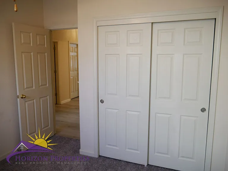 9472 Clementine Way — Photo 20
