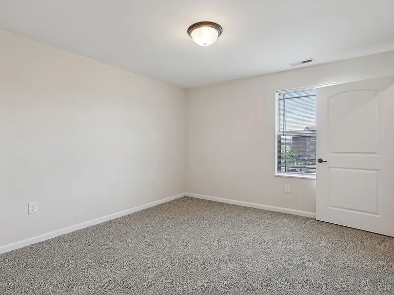 Nicholas Place Apartments — Photo 83