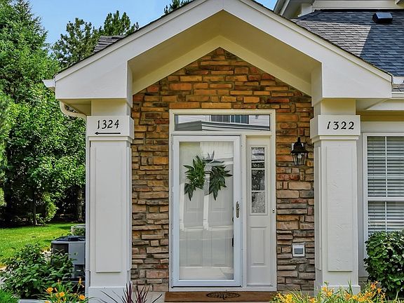 2nd image of 1322 Spencer Ln #1322