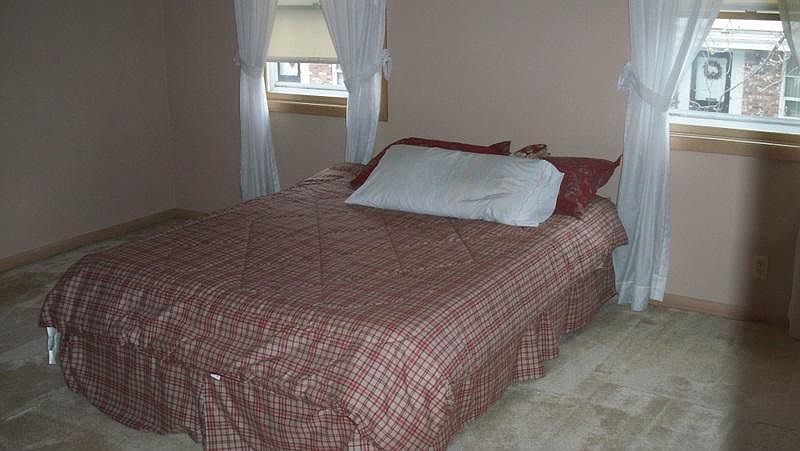 2nd image of 5034 W Colonial Ct #6