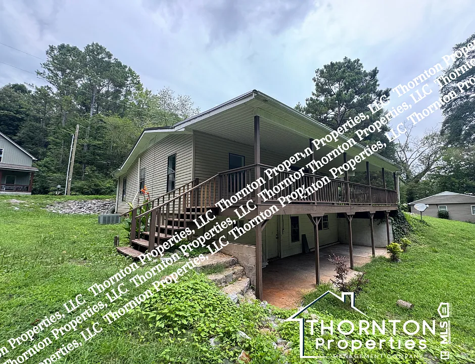 2689 Dunlap Ave