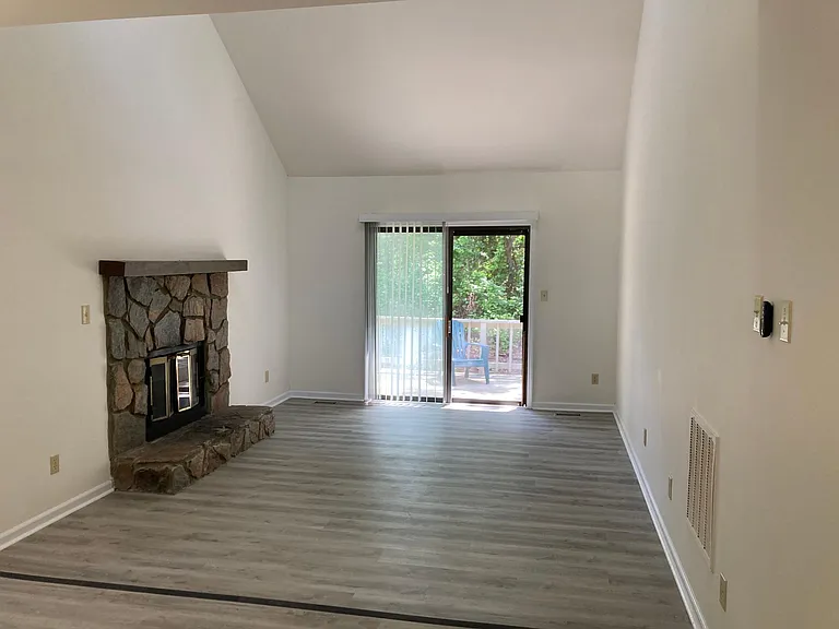 5509 Kaplan Dr #A — Photo 13