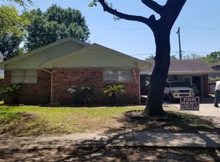 1510 Parkside Dr, Pasadena, TX 77502