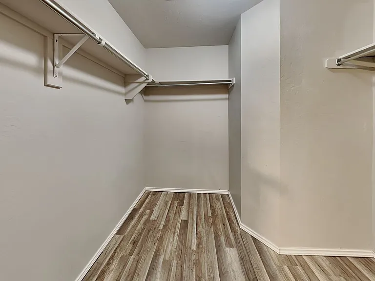 1901 W Autumn Way — Photo 11