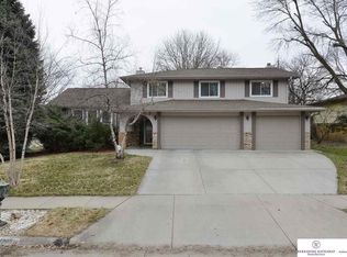 14905 Z Cir, Omaha, NE 68137
