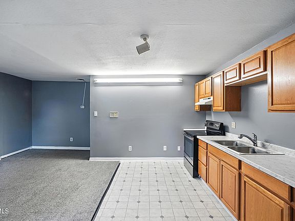 3rd image of 2728 E Center St #B