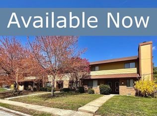 214 W Wesley Dr, O'Fallon, IL 62269