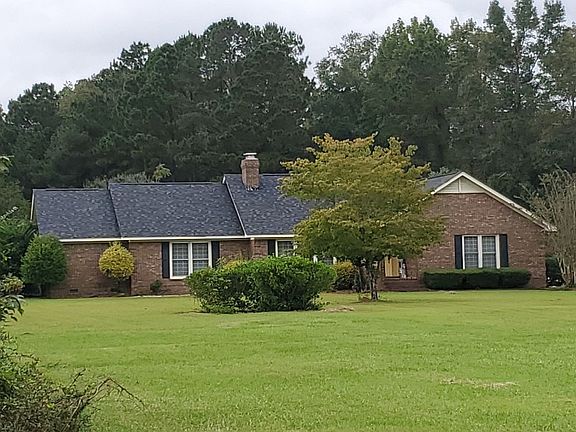 3rd image of 122 Estate Ct