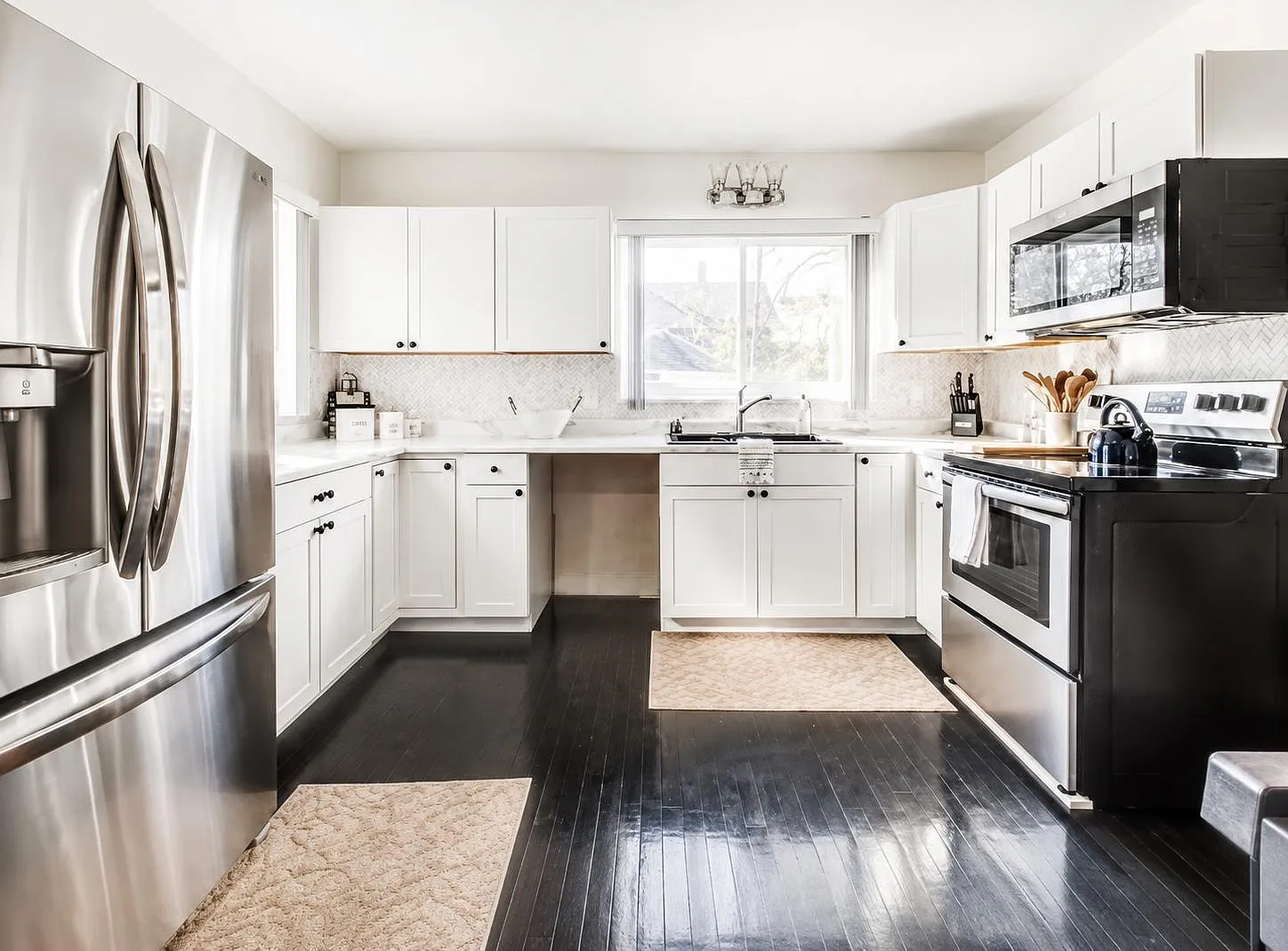 4 bed, 2.5 bath, 3000 sqft, $1,343 — Photo 4