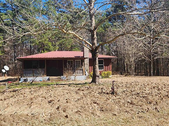 2nd image of 540 Garden Ln