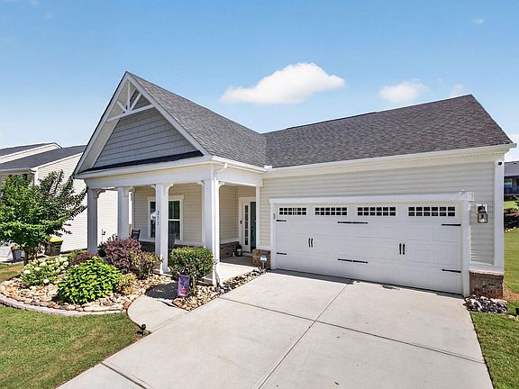 2nd image of 211 Picketts Mill Dr