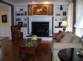 4 Bagwell Pl, Spartanburg, SC 29302