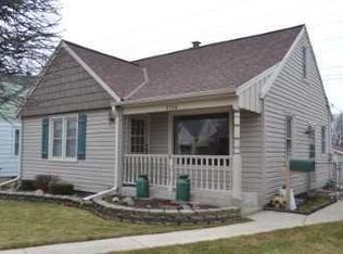 1114 S 113th St, West Allis, WI 53214
