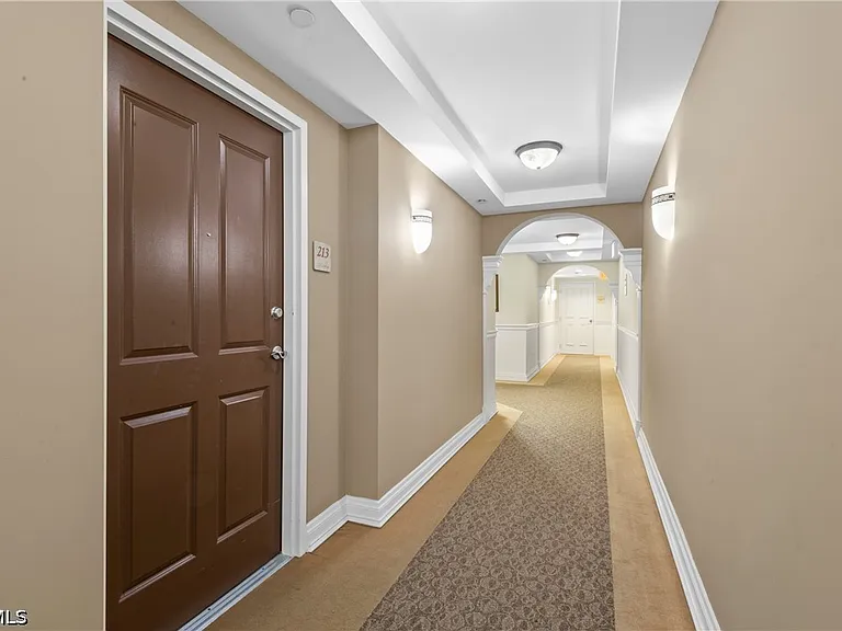 2825 Palm Beach Blvd #213 — Photo 27