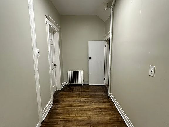 4th image of 849 S 15th St #5C