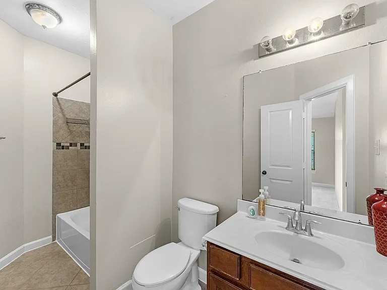 4014 Pinecrest Holw — Photo 29