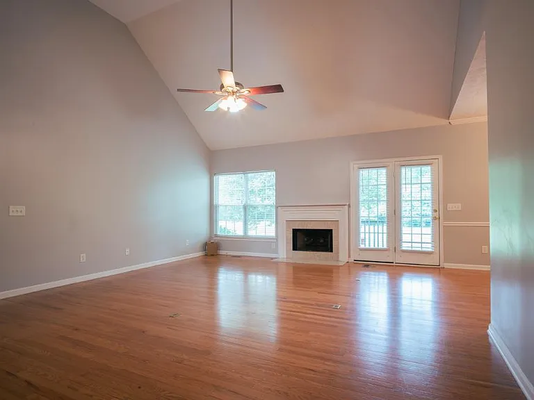 3119 Tristan Dr — Photo 4