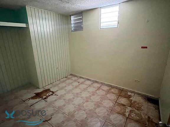 4th image of 111-38 Calle 80