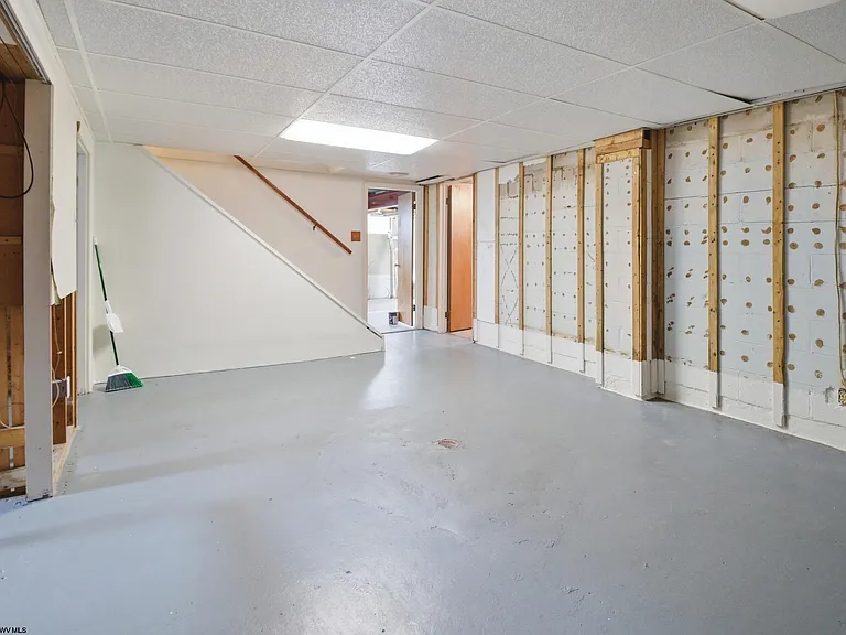 1217 Corvet Ave — Photo 22